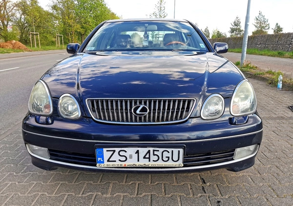 Lexus GS cena 28900 przebieg: 313000, rok produkcji 2001 z Szczecin małe 37